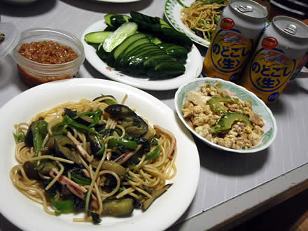 夏野菜パスタにんにくしょう油味・ゴーヤチャンプルー・もろきゅう