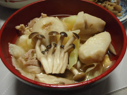 いも煮・秋あがり生酛純米吟醸初孫・おにぎり・夕顔・みょうが