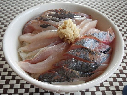鯵一色丼・鯵の美味い捌き方
